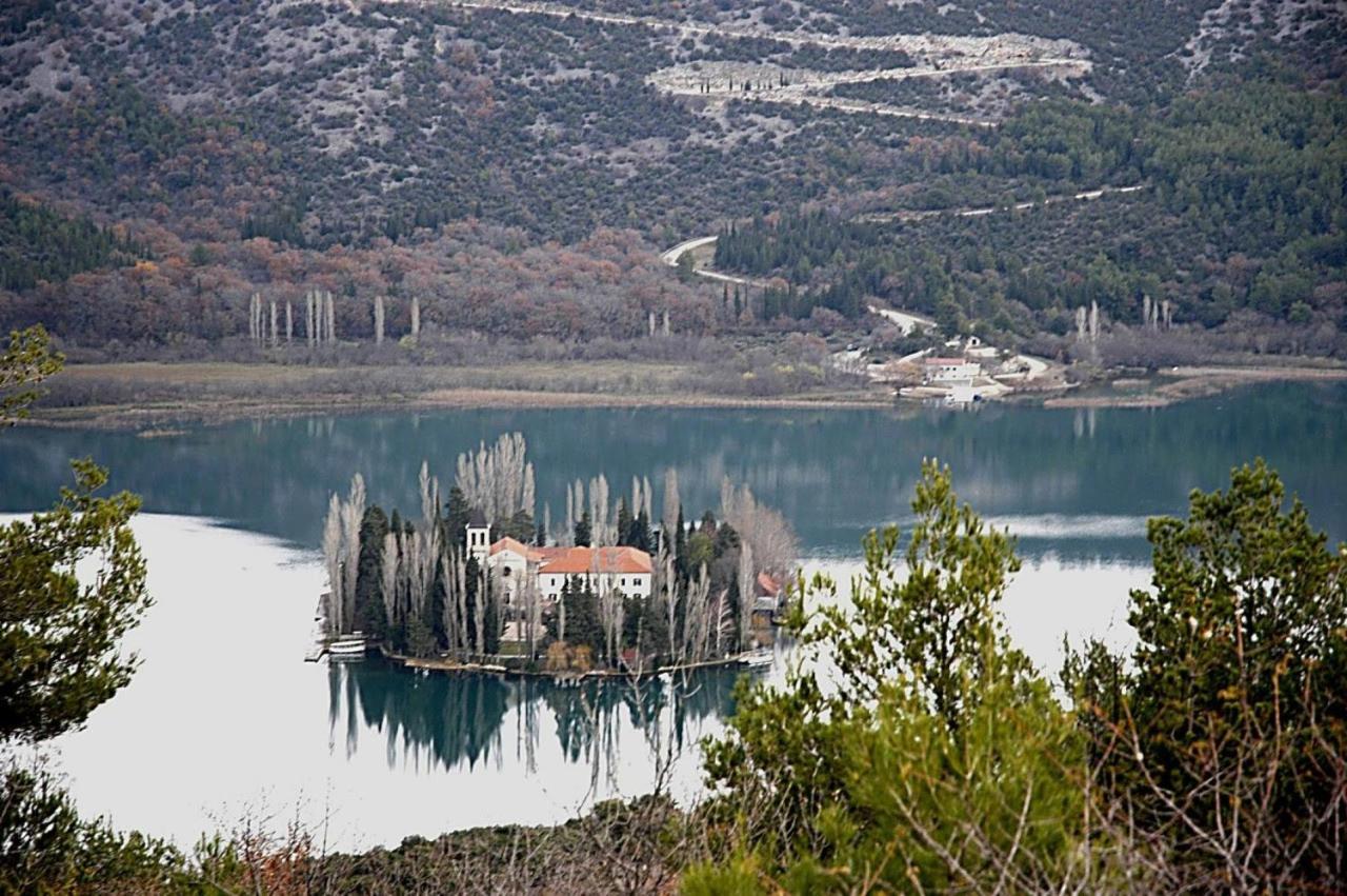 Hotel Krka Ivan Lozovac Zewnętrze zdjęcie